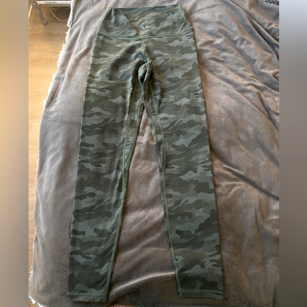 Camo leggings